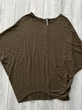 Jolie Olive-Brown Relaxed Dolman Pullover